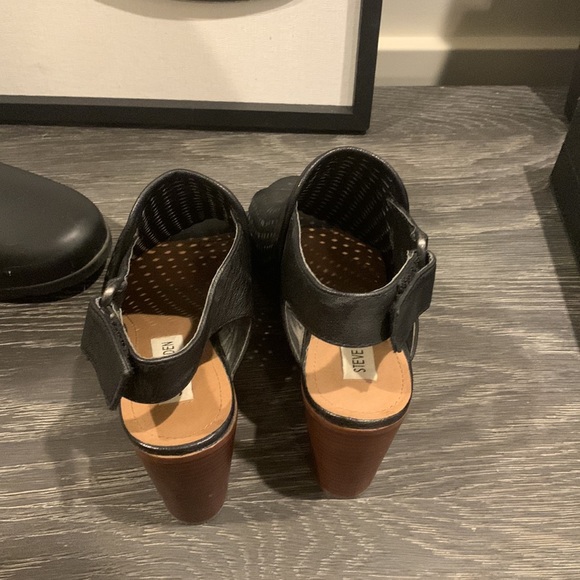 Steve Madden Heels - Picture 3 of 3